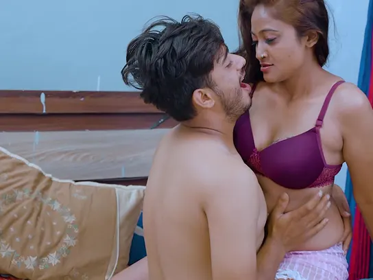 The Most Beutifull Indian Actres Dipawali enjoying with boyfrind in the hotel room XXX Video