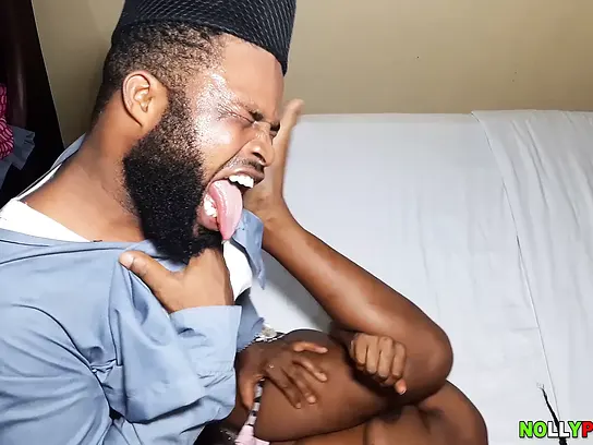 Fledgling dark-hued Nigerian honey gets her cunny ruined by a giant ebony bone XXX Video