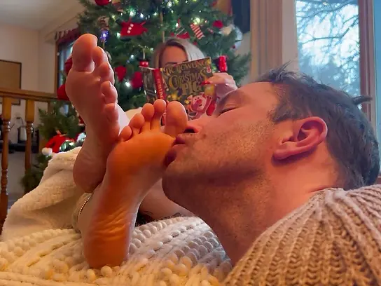 Witness Mushy Killy Feet get a mischievous sole fetish handle from Santa's Secret Obsession XXX Video