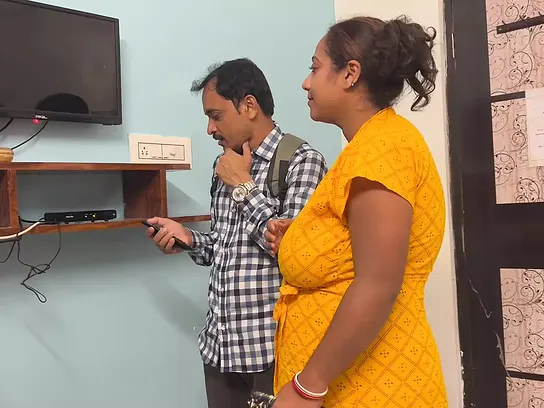 Land Possessor goes wild with TV Mechanic in steamy Indian audio XXX Video